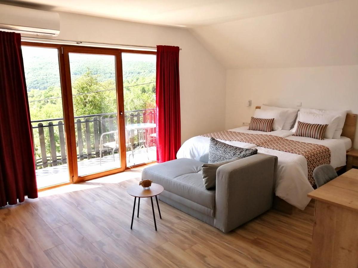 Farma & Apartmani II Opg Sasa Delic Grabusic Bagian luar foto